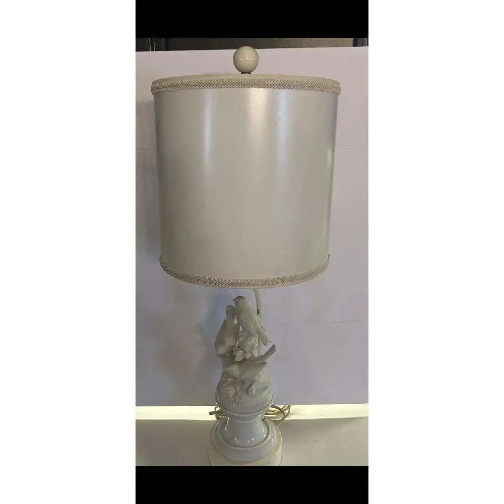 Vintage porcelain and ceramic White Bird Lamp